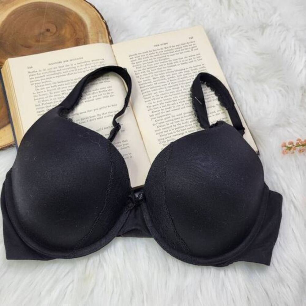 Victoria's Secret Women Lace Accents Padded Push-Up Bra Black Size 32DD‎